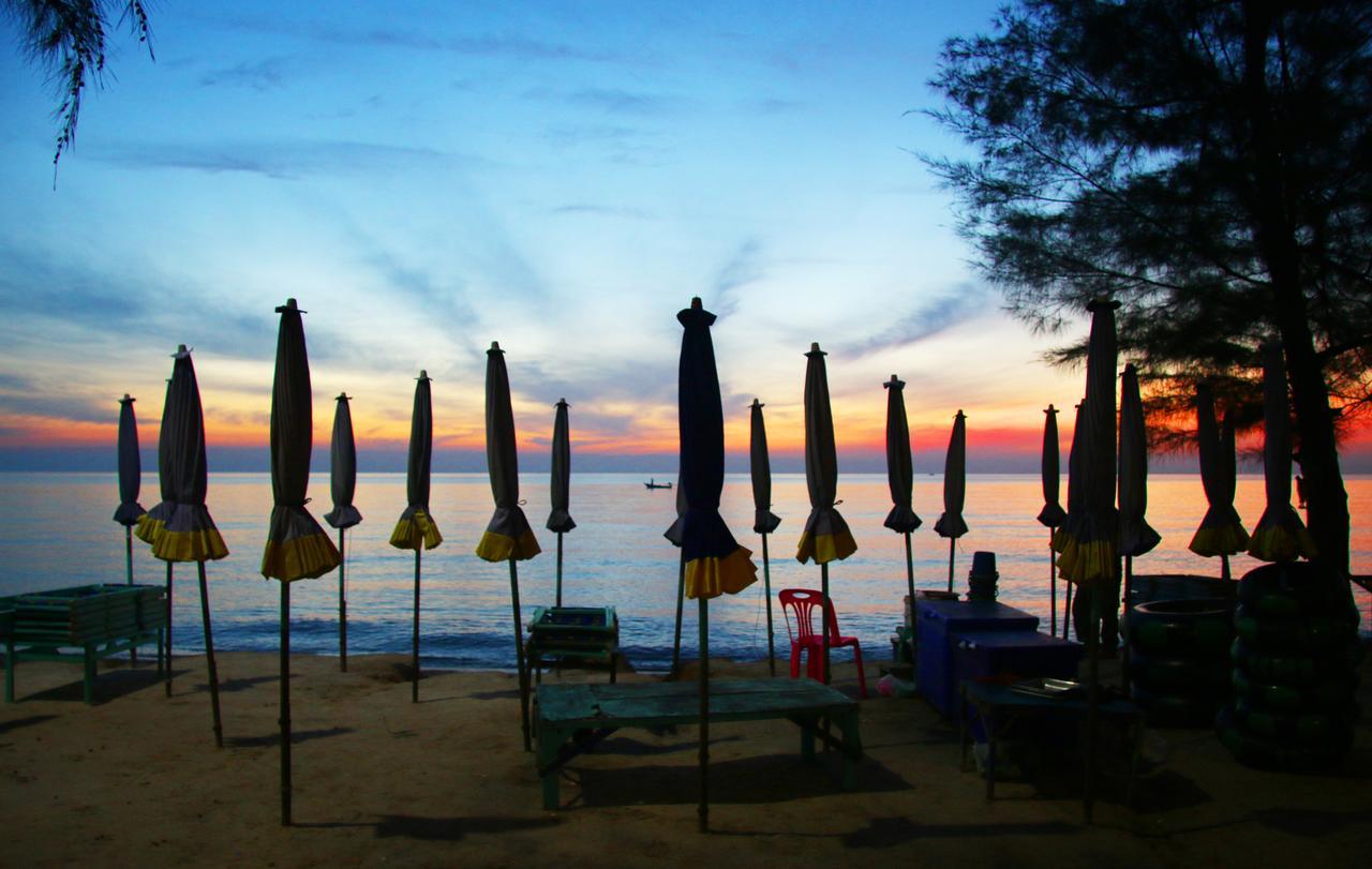The Beach Cha Am Residence Ча-Ам Экстерьер фото