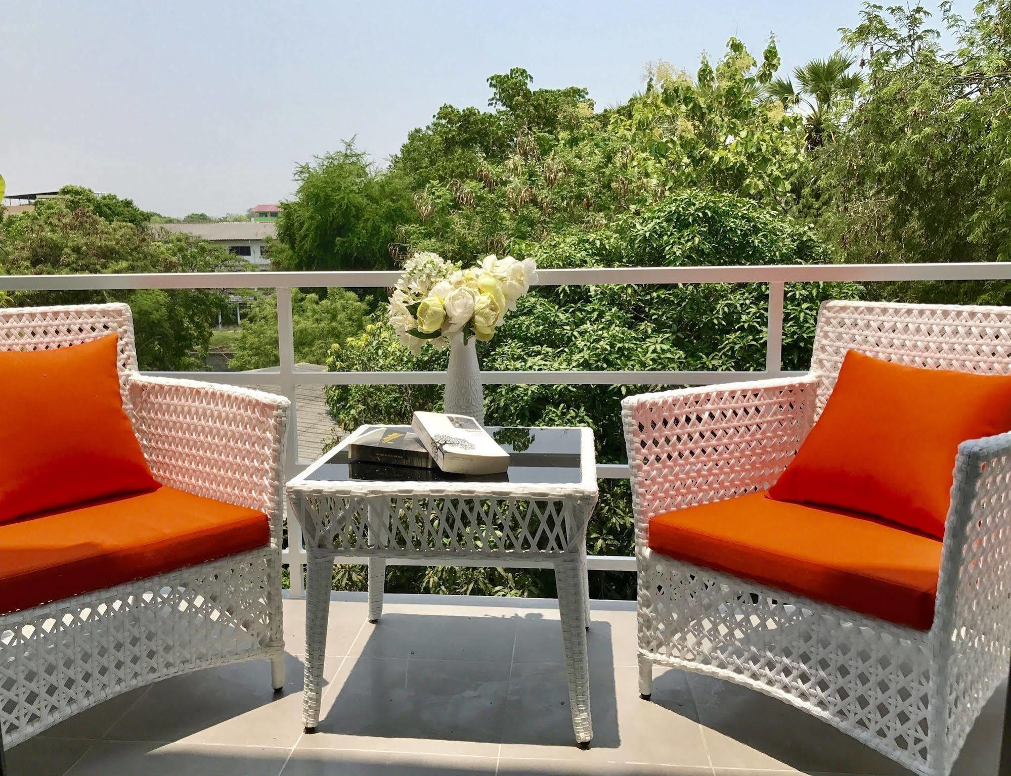 The Beach Cha Am Residence Ча-Ам Экстерьер фото
