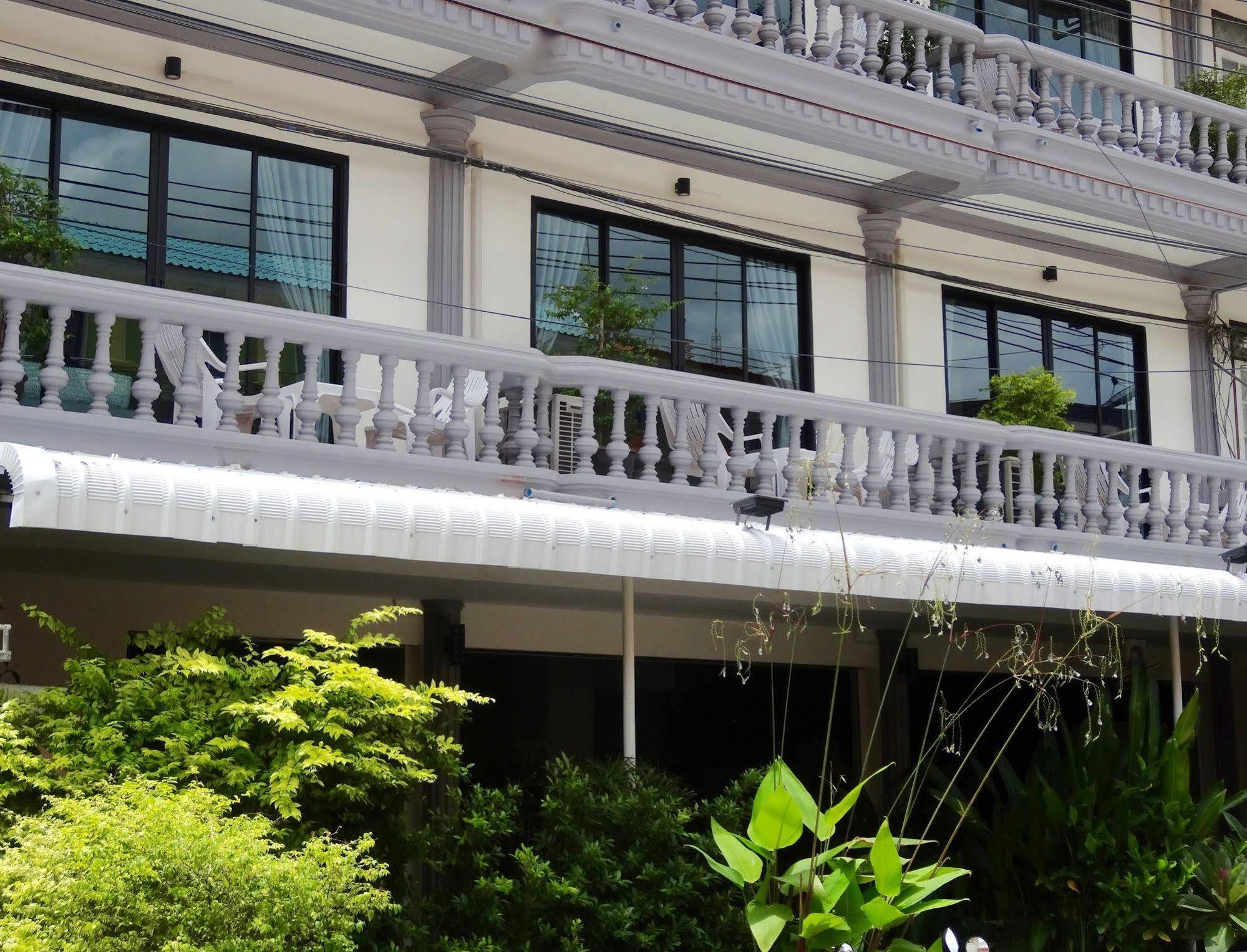 The Beach Cha Am Residence Ча-Ам Экстерьер фото